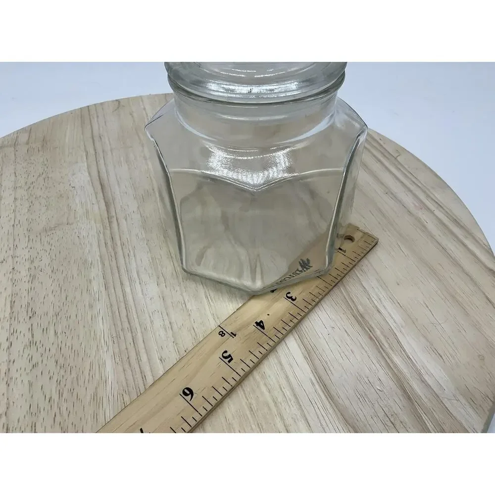 Unbranded clear glass